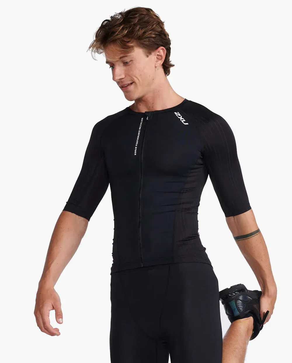2XU Aero Tri Sleeved Men's Triathlon Top (Black/White)