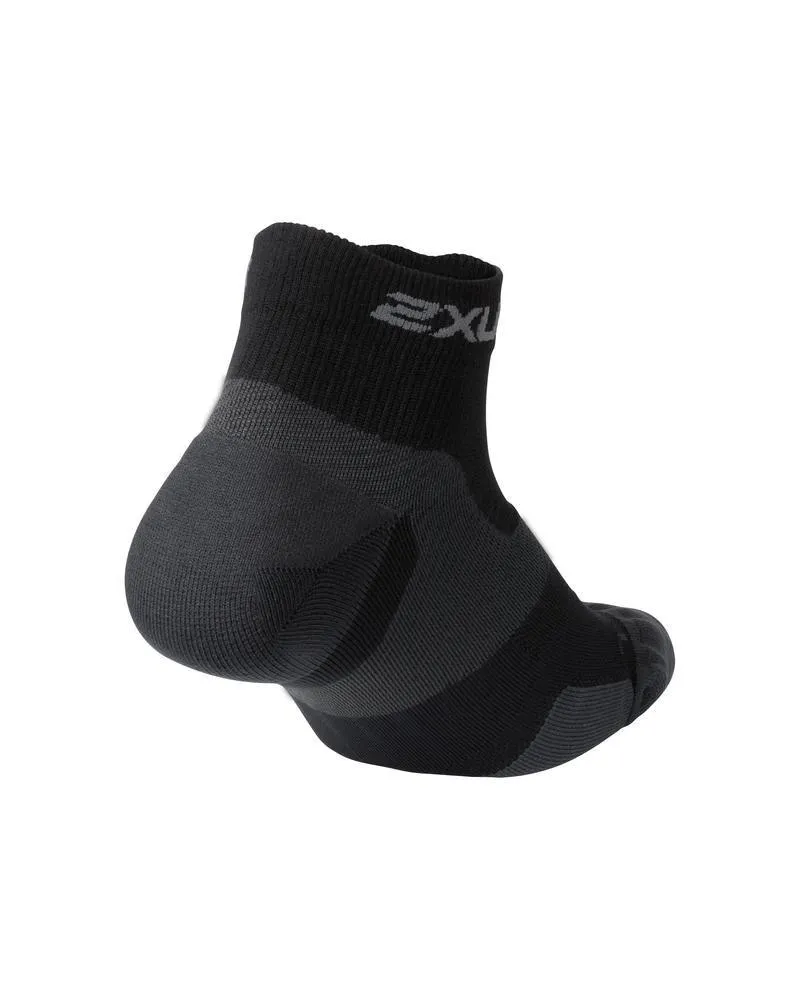 2XU Vectr Cushion 1/4 Crew Unisex Compression Socks (Black/Titanium)