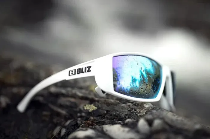 Bliz Drift Sport Sunglasses (Smoke Blue/Matte White)