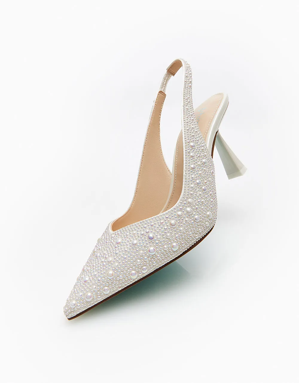 CLARK HEELS IVORY Betsey Johnson