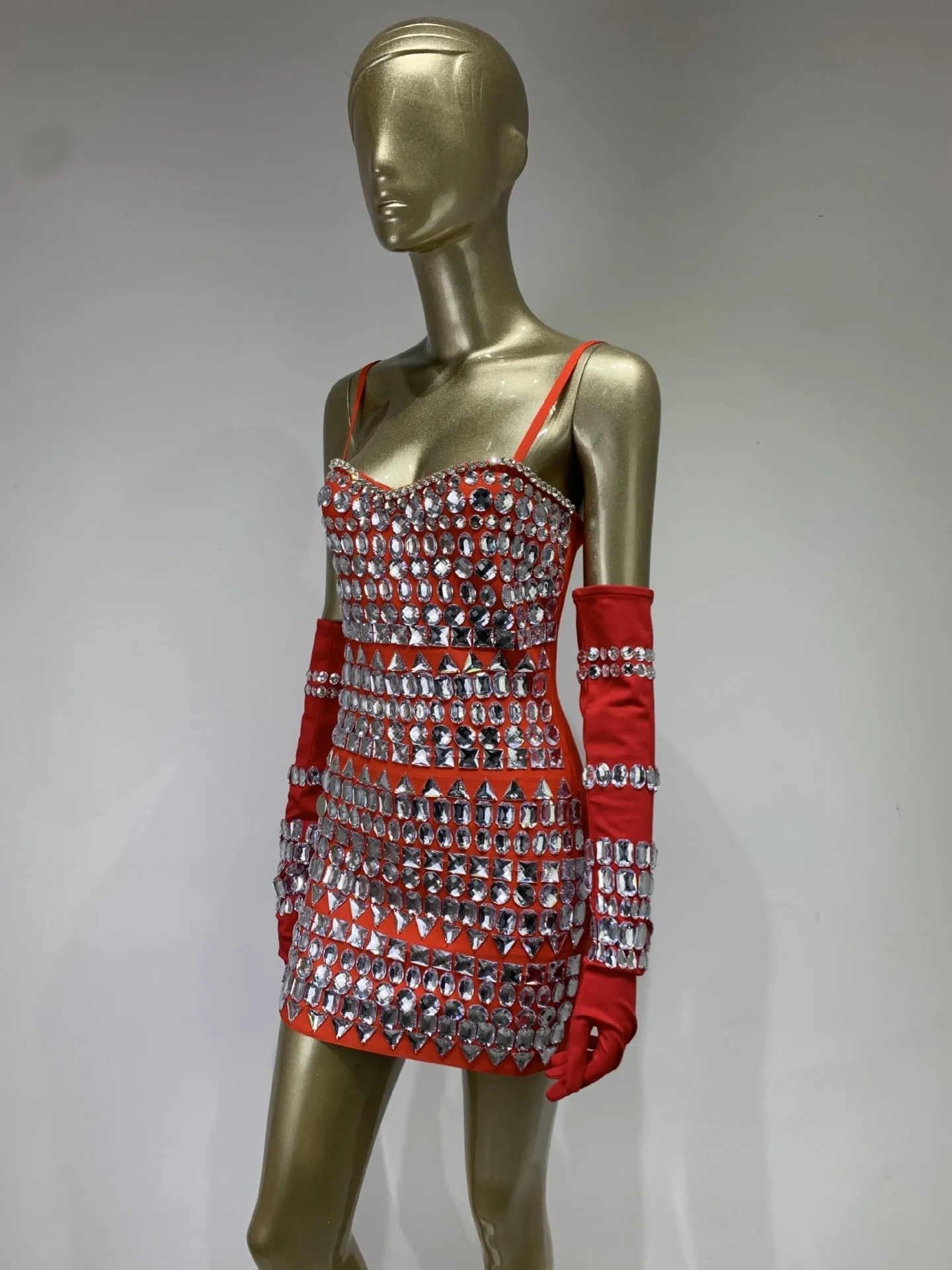 CRYSTAL EMBELLISHED BANDAGE DRESS WITH GLOVES IN RED Gloria Lanvin