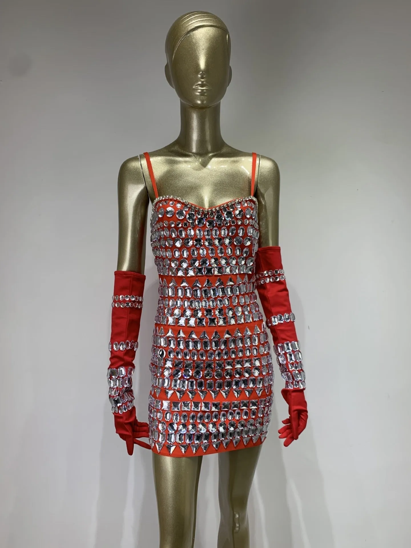 CRYSTAL EMBELLISHED BANDAGE DRESS WITH GLOVES IN RED Gloria Lanvin