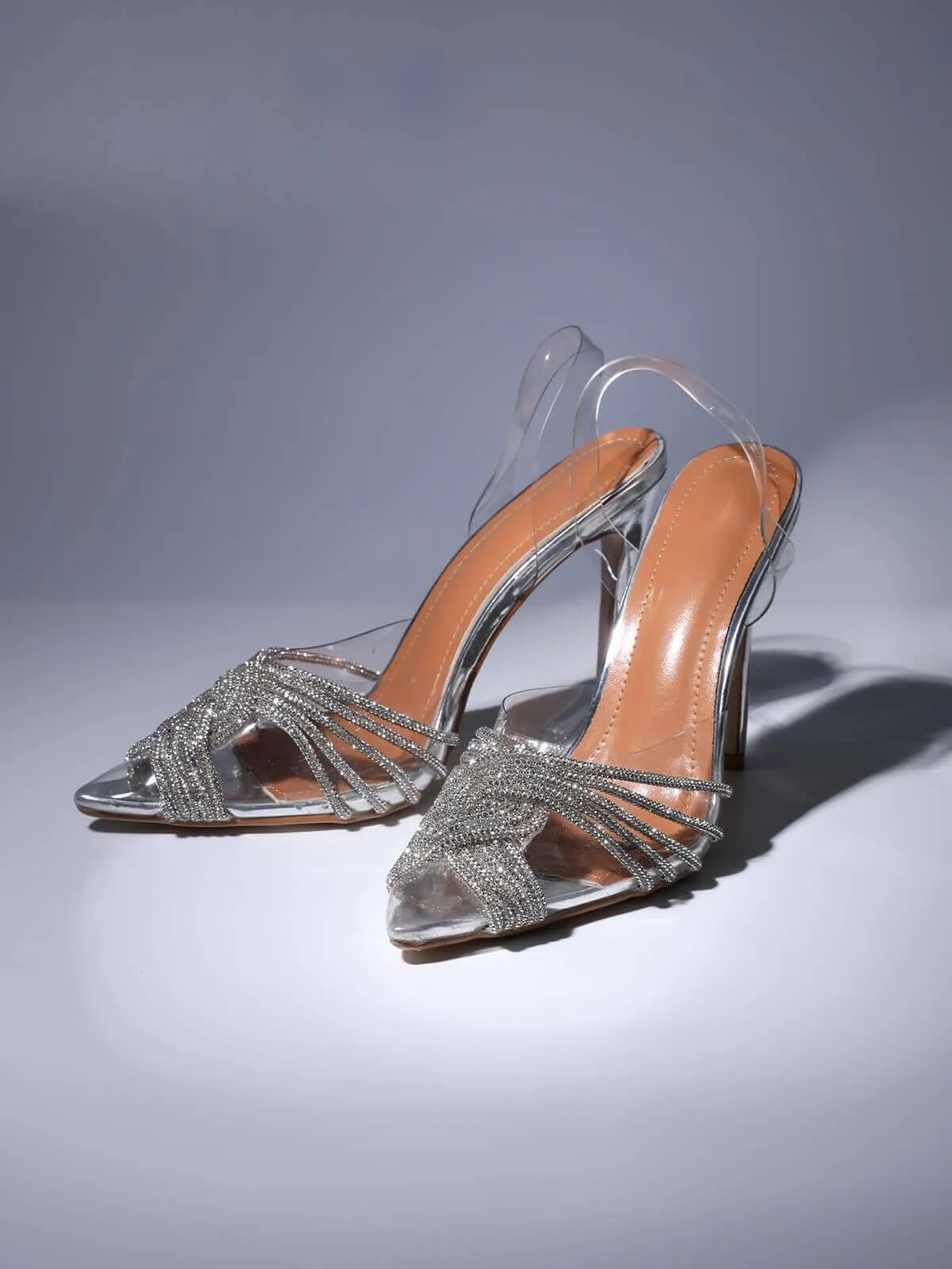 CRYSTAL EMBELLISHED SANDALS IN SILVER Gloria Lanvin