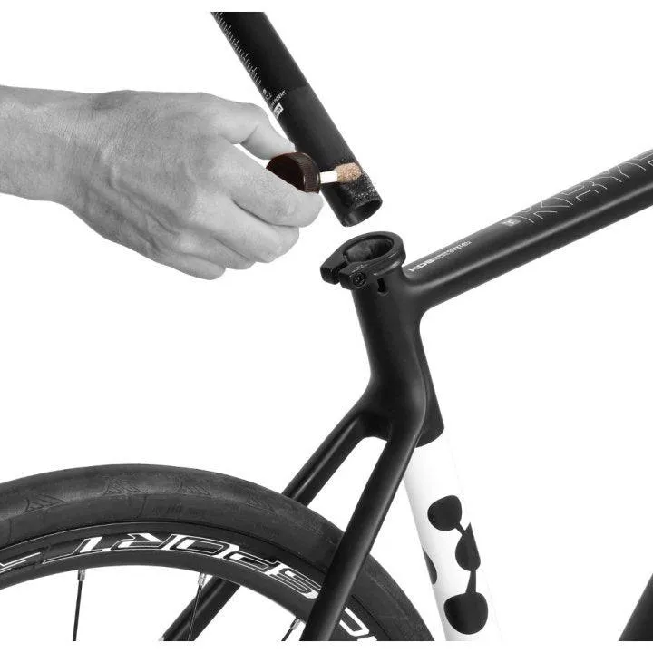 Cyclus Carbon Grip Paste