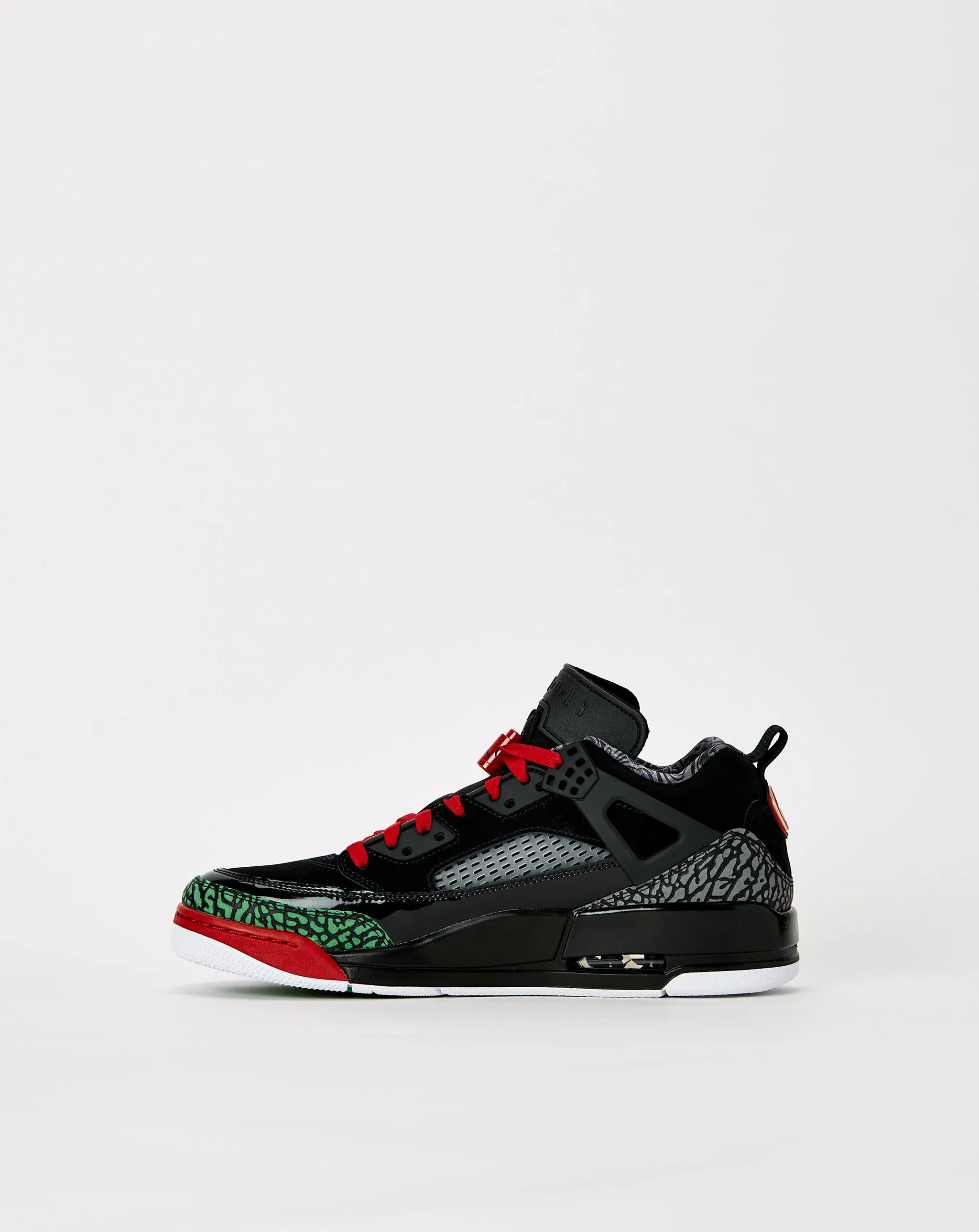 Jordan Spizike Low