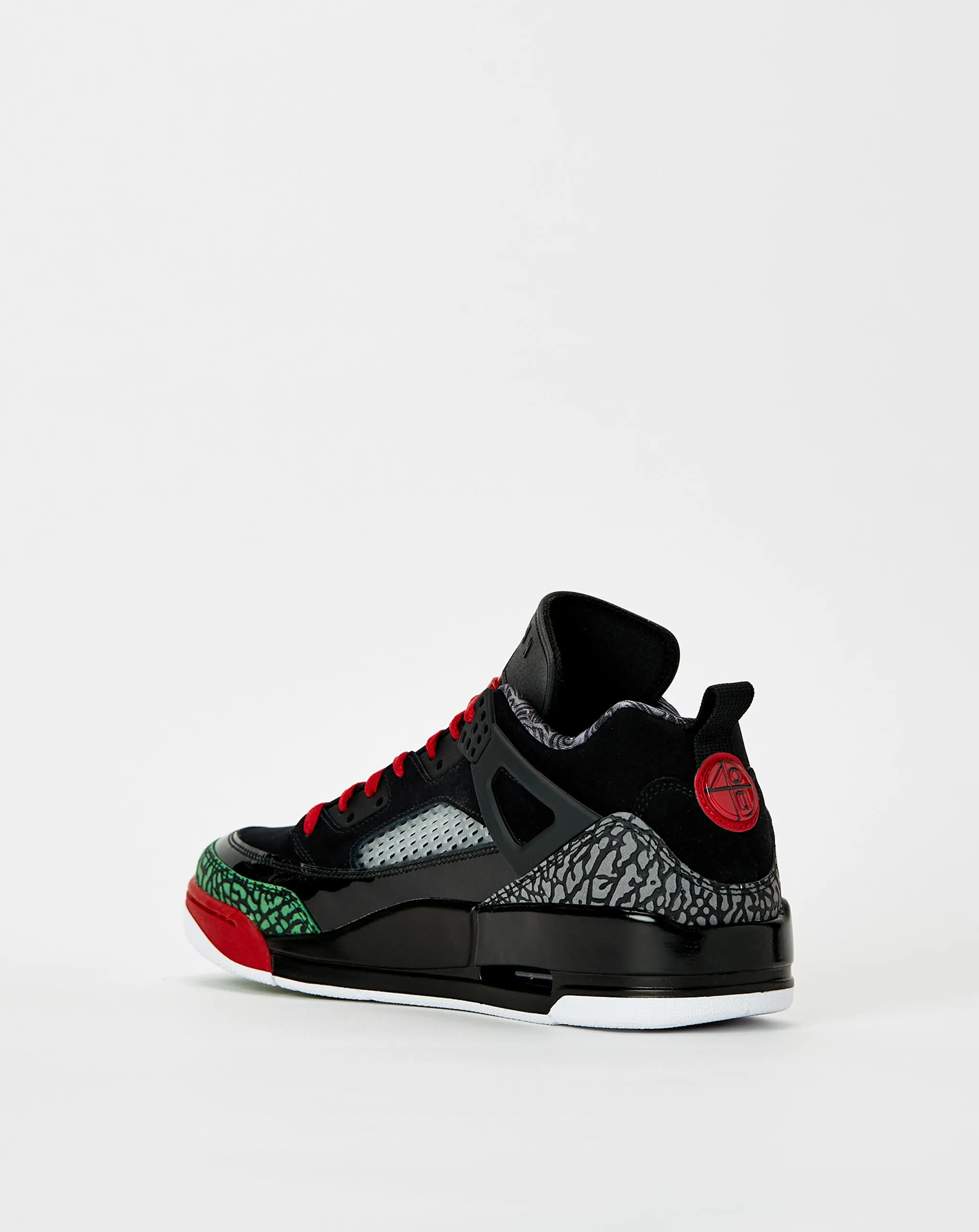 Jordan Spizike Low