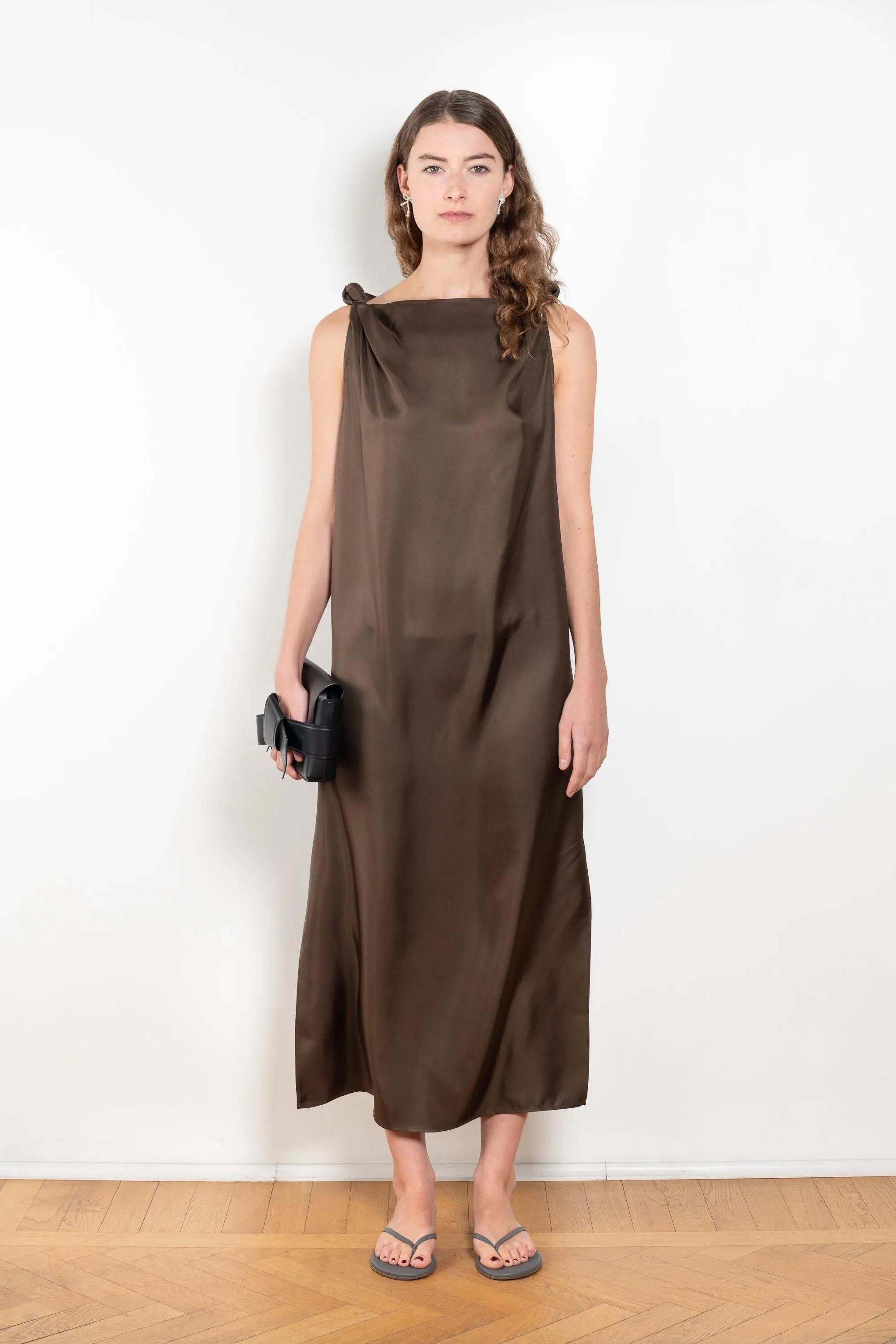 Moun Dress