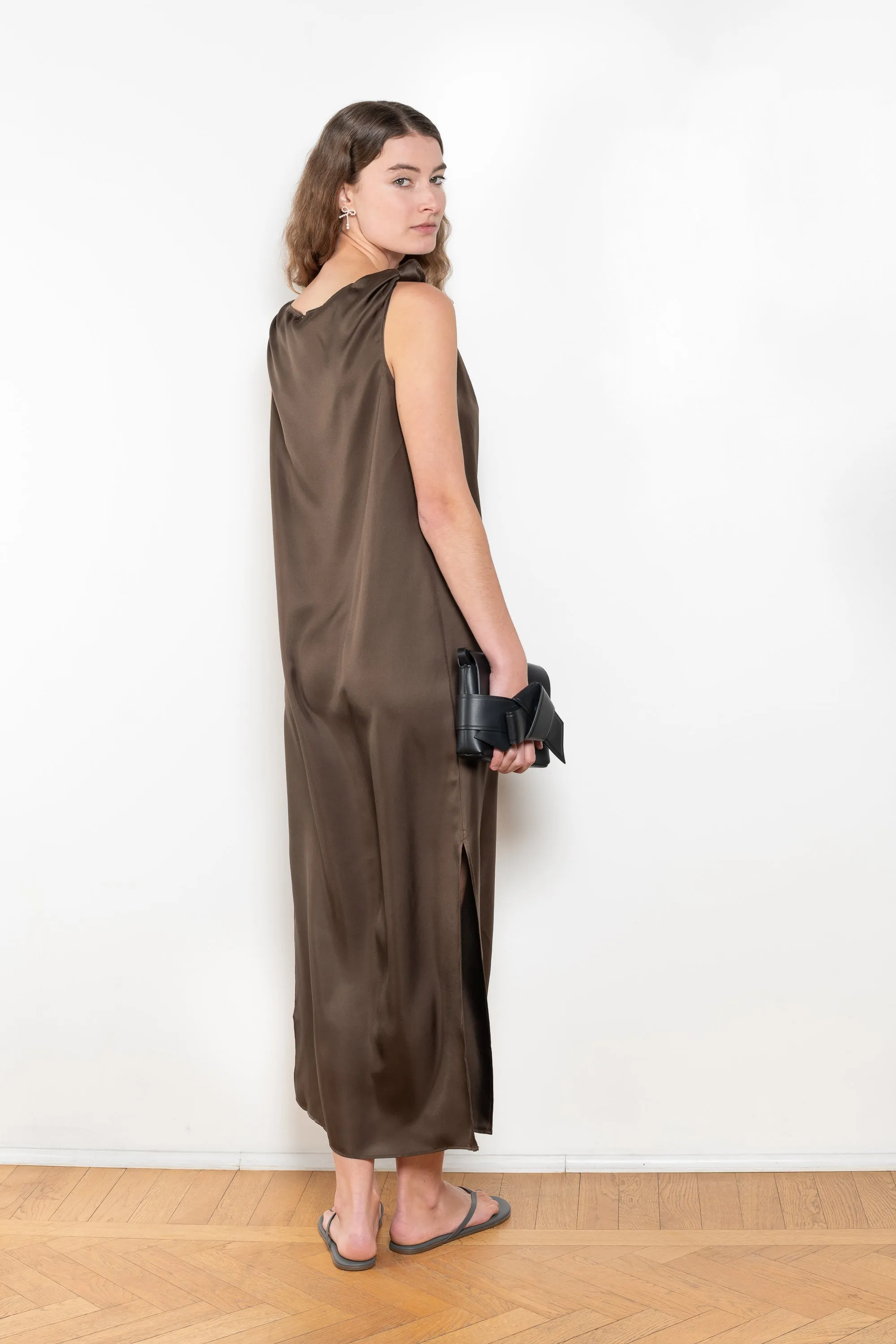 Moun Dress