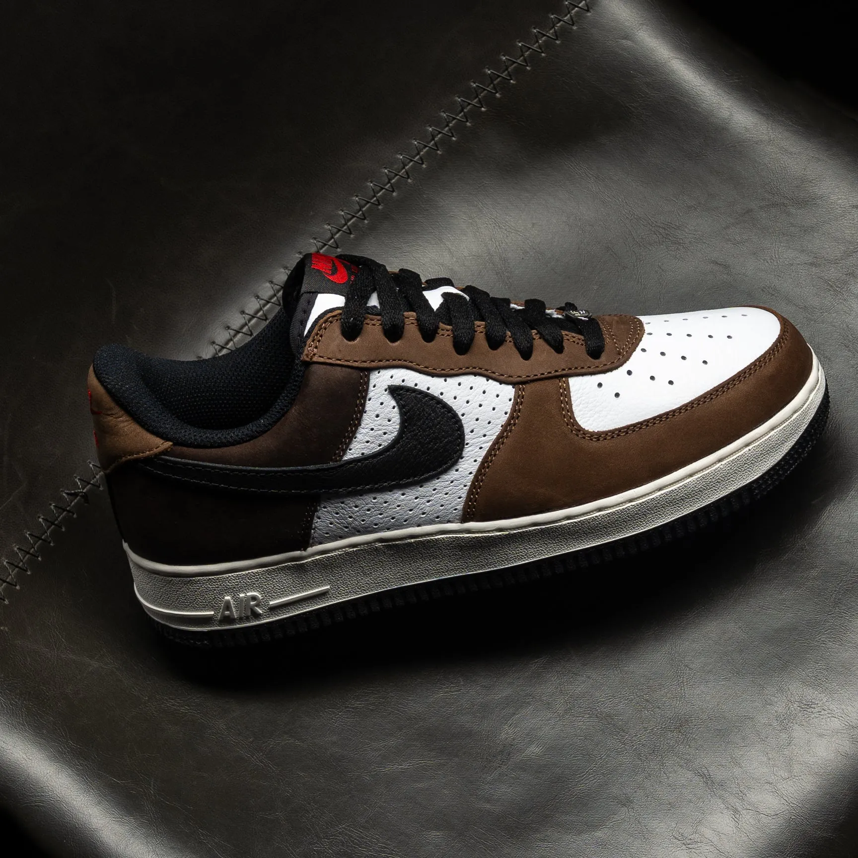 Nike Air Force 1 Low Retro 'Escape' - White/Bison