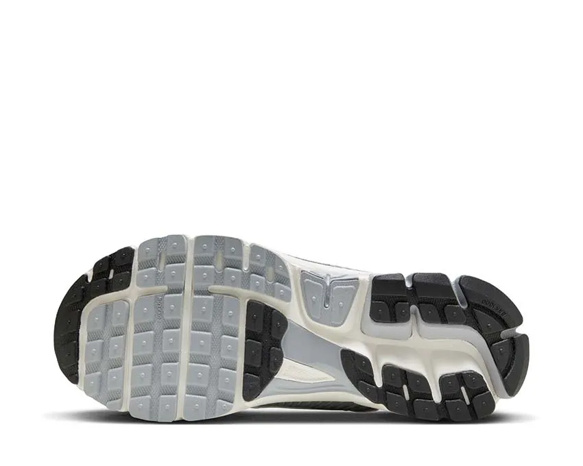 Nike Zoom Vomero 5 W