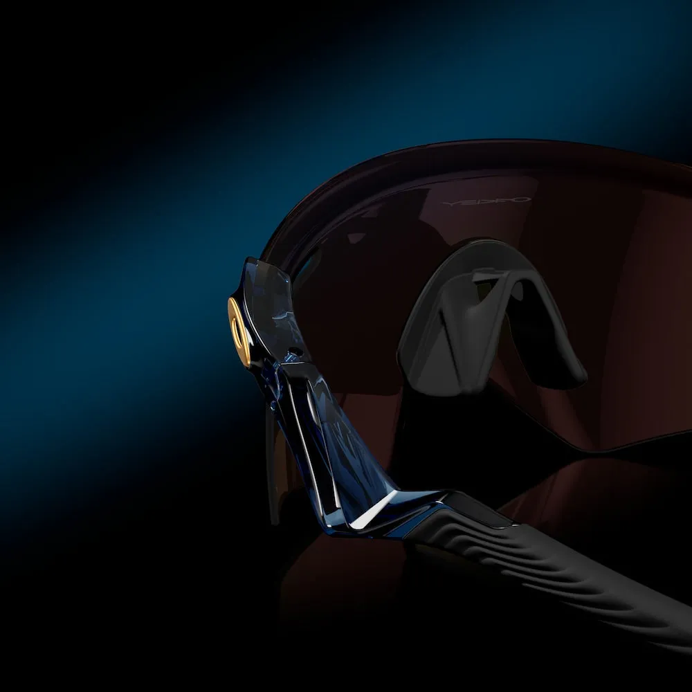 Oakley QNTM Kato Sport Sunglasses (Prizm Sapphire/Transparent Stonewash)