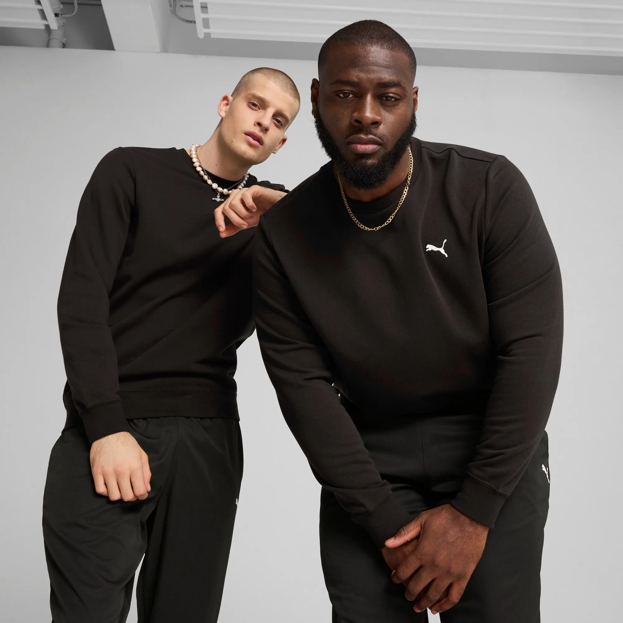 PUMA Men's Essentials Crew Neck Sweatshirt