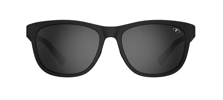 Tifosi Swank Sport Sunglasses (Polarized Smoke Tint/Satin Black)