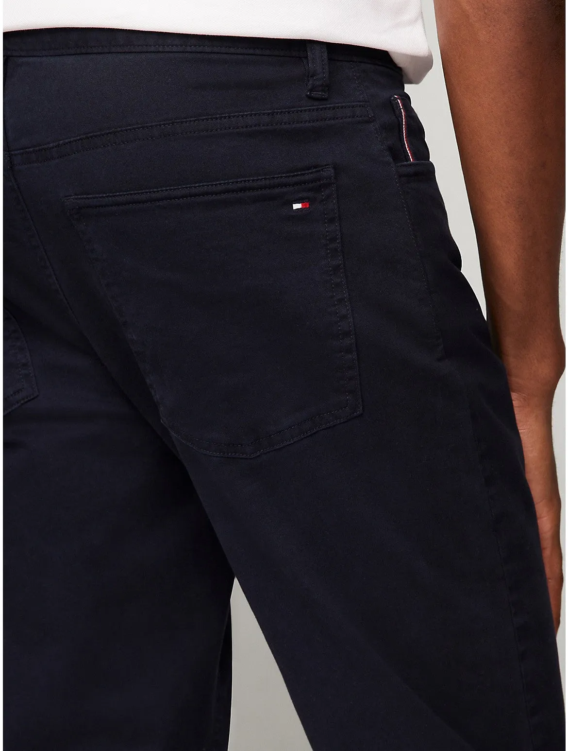 Tommy Hilfiger Men's Twill 5-Pocket Straight Fit Pant